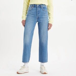 LEVI'S® WOMEN'S RIBCAGE STRAIGHT ANKLE JEANS- Size 27 (27 long)